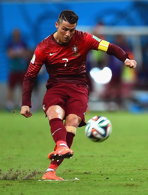 #Cristiano #Ronaldo #Portugal Cristiano Ronaldo 2014, Cr7 Portugal, Portugal Soccer, Ronaldo Photos, Cristiano Ronaldo Portugal, Cristino Ronaldo, Ronaldo Juventus, About Football, Ronaldo Cristiano