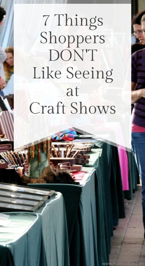 Easy Craft Fair Display, Cricut Market Stall, Craft Show Wreath Display, Diy Wreath Display For Craft Show, Vendor Giveaway Ideas, Winter Craft Show Ideas, Selling At Markets, Craft Show Crafts, Best Selling Crafts 2024