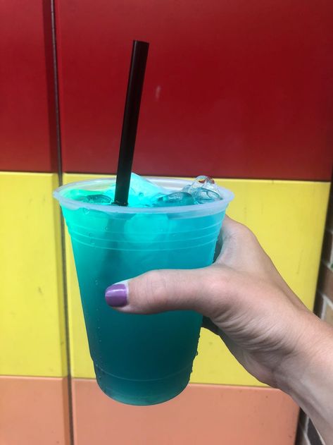 Toy Story Land has 4 themed alcoholic drinks — how to find them Toy Story Alcohol Drinks, Toy Story Themed Drinks, Toy Story Themed Cocktails, Disney Mixed Drinks, Disney Alcoholic Drinks, Adult Lemonade, Alcholic Drink Disney, Midori Drinks, Cherry Vodka