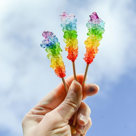 Rainbow Rock Candy | Fun Family Crafts Frozen Party Games, Rock Candy Sticks, Lunch Restaurant, Carrot Cupcake, Candy Food, Recycled Crafts Kids, Frozen Birthday Cake, Rainbow Rocks, Ice Cream Day