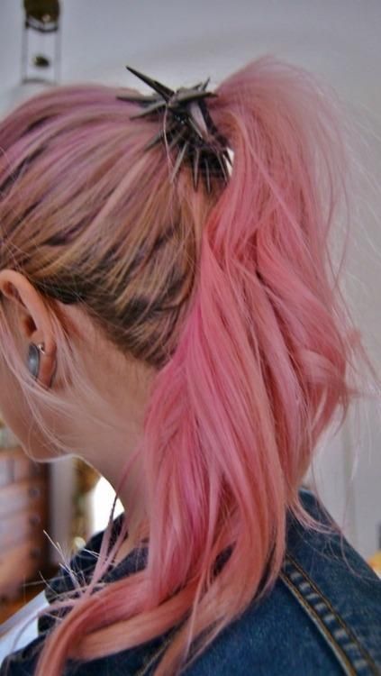 Hair and Beauty Tips is using Pinterest, an online pinboard to collect and share what inspires you. Grunge Ponytail, Pink Hair Grunge, Pink Hair Ponytail, Pastel Pink Hair, Hair Color Crazy, Colourful Hair, Beautiful Hair Color, Hair Ponytail, Cool Hair