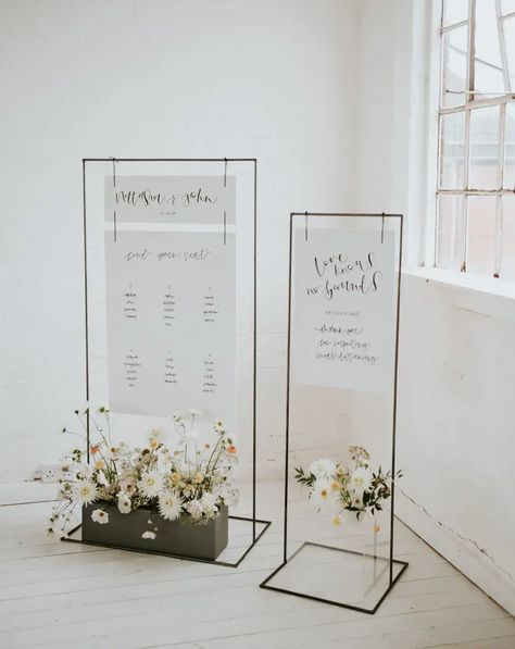 Minimalism Wedding Inspiration With Sustainable Decor & Details Minimalist Wedding Decor, Minimalist Inspiration, Wedding Decorations On A Budget, Sustainable Decor, Sustainable Wedding, Luxe Wedding, Rock My Wedding, Minimal Wedding, Seating Plan