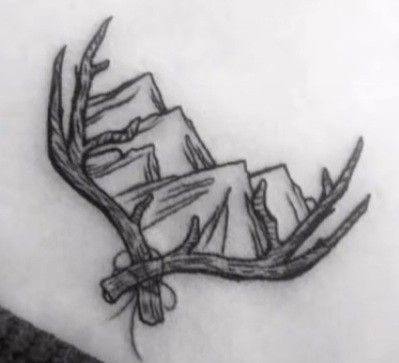 Easy Country Tattoos, Country Tramp Stamp, Farmer Tattoo Ideas Men, Men’s Outdoor Tattoos, Appalachian Tattoo Ideas, Deer Hunting Drawing, Women Western Tattoos, Colter Wall Tattoo, Small Country Tattoos