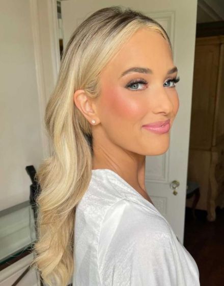 Wedding Makeup Blonde, Bridal Hair Down, Blonde Bride, Glam Wedding Makeup, Bridesmaid Hair Makeup, Bridal Makeup Natural, Wedding Day Makeup, Makeup For Blondes, Braut Make-up