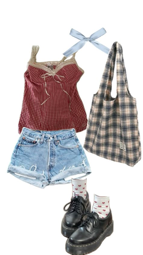 Applecore Aesthetic Outfit, Vintage Outfit Aesthetics, Lampcore Outfit, Downtown Girl Aesthetic Outfits Summer, Oc Clothes Outfit Ideas, Juminocore Outfit, Cute Fits For Summer, Cute Colorful Outfits, Core Fashion