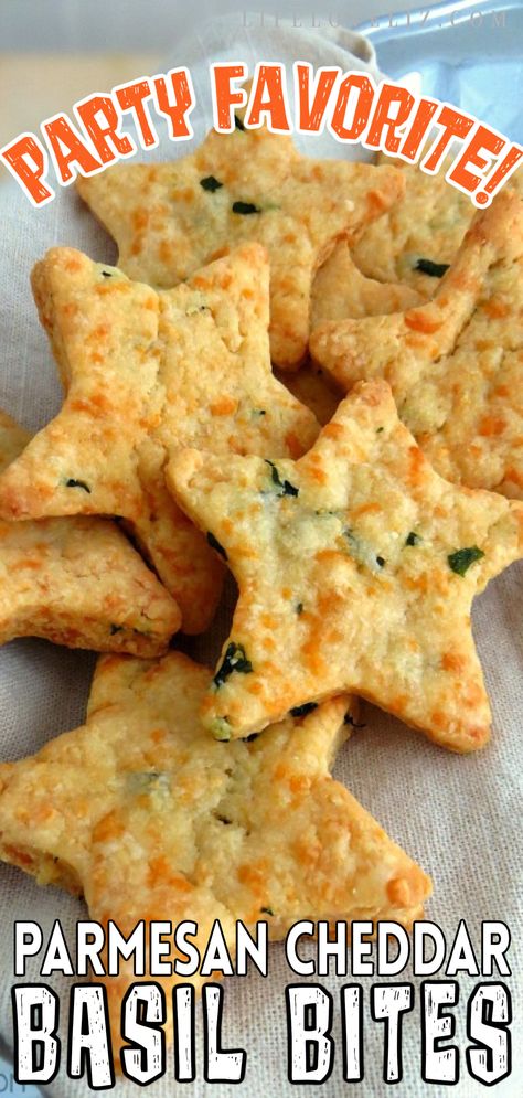 Savoury Biscuits, Homemade Crackers, Cracker Recipes, Star Food, Cheese Crackers, Savory Snacks, Yummy Appetizers, Clean Eating Snacks, Appetizer Snacks