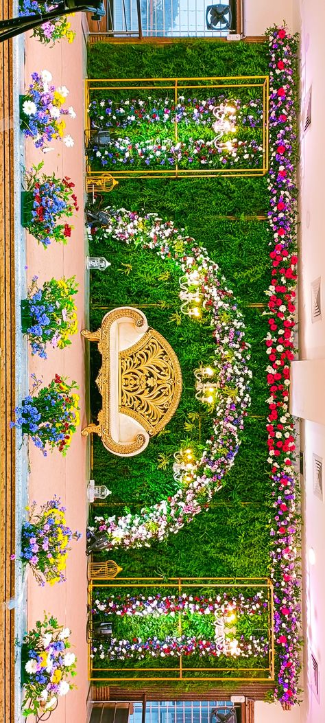 Marriage Background Decoration, Stage Decorations Reception, Indian Reception Stage Decor, Wedding Decorations Indian Stage, Marriage Stage Decoration Weddings, Engagement Backdrop Indian, Engagement Decorations Indian Stage, Hindu Marriage Decoration Stage, Indian Wedding Reception Backdrop