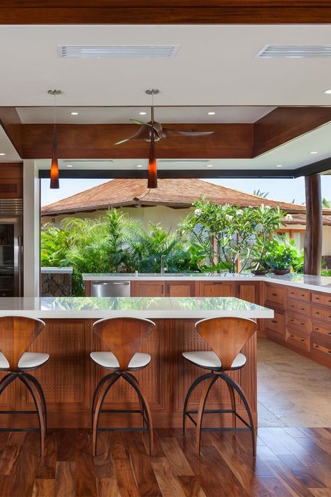 Hawaiian Interior, Hawaiian Kitchen, Hawaii Kitchen, Surf Cottage, Hawaii House, Hotel Ideas, Hawaiian Homes, House Remodeling, Hawaii Homes