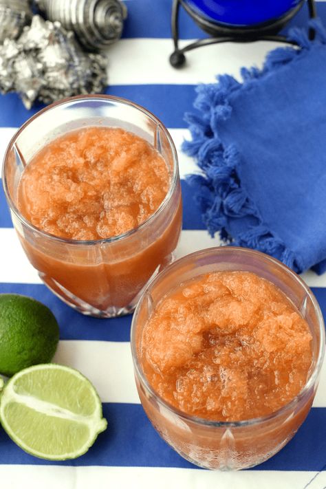 Bourbon slush - a perfect summer drink! Bourbon Slushies, Bourbon Slush Recipe, Bourbon Slush, Pineapple Juice Recipes, Slush Recipes, Food On The Table, Perfect Summer Drink, Boozy Drinks, Awesome Recipes