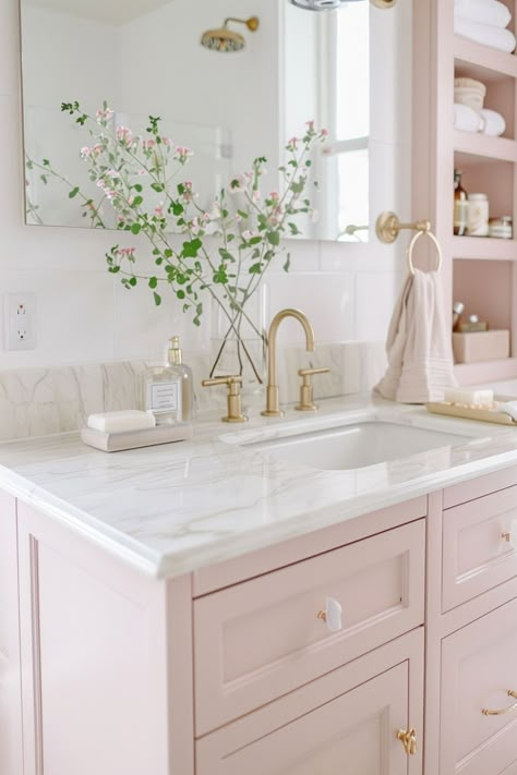 Pink Cabinet Bathroom, Pink And Gold Laundry Room, Pink And Gold Interior, Kids Pink Bathroom, Powder Pink Bathroom, Small Bathroom Neutral, Modern Cottage Bathrooms, Feminine Bathroom Ideas, Pink And White Bathroom