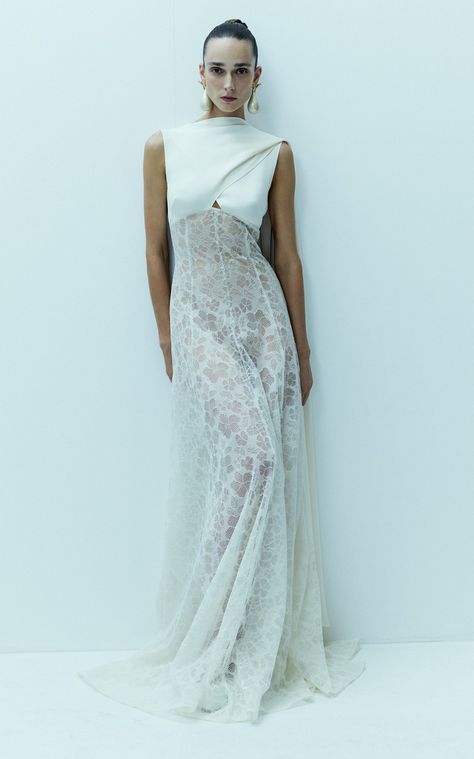 Evening Curated: Names To Know | Moda Operandi Lily Silk, White Calla Lily, 2025 Fashion Trends, Pleated Gown, White Evening Dress, Effortlessly Chic Outfits, Dream Wedding Ideas Dresses, 2025 Fashion, Dress Designer