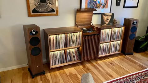 Lp Regal, Lp Storage Cabinet, Vinyl Record Furniture, Vinyl Record Room, Vintage Stereo Console, Lp Record Storage, Turntable Furniture, Vinyl Record Crafts, Audiophile Listening Room