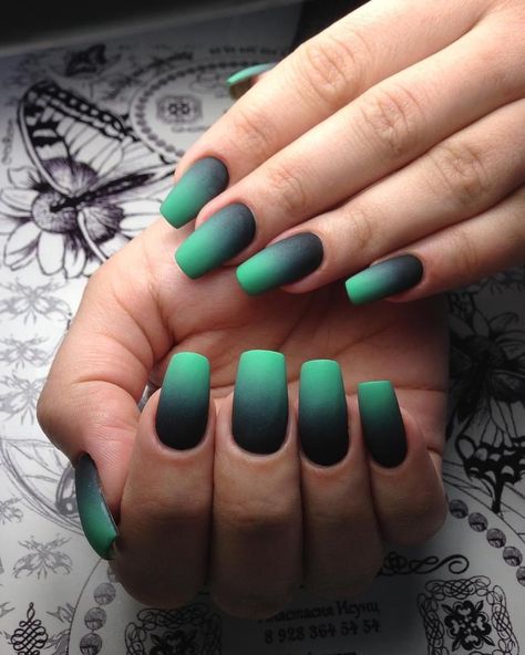 Black And Green Matte Nails, Green And Black Ombre Nails, Black And Green Ombre Nails, Emerald Green Ombre Nails, Ombre Nails Green, Ombre Green Nails, Matte Ombre Nails, Green Ombre Nails, Black Ombre Nails