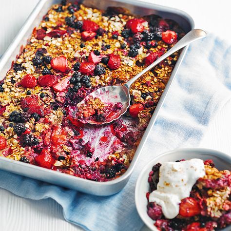 Berry Porridge, Porridge Healthy, Weight Watchers Uk, Ideas For Autumn, Porridge Recipes, Recipe Breakfast, Oats Recipe, Breakfast Healthy, Oatmeal Breakfast