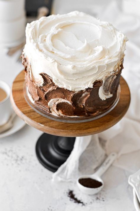 Cafe Latte Recipe, Mocha Buttercream, Espresso Buttercream, Latte Cake, Buttermilk Cake, Fantasy Cake, Chocolate Mocha, Espresso Powder, Chocolate Espresso