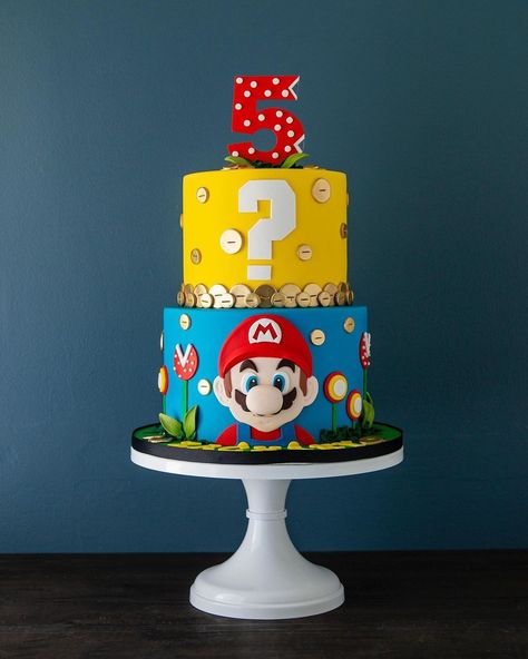 Mario Car, Mario Kart Cake, Super Mario Bros Party Ideas, Super Mario Brothers Birthday, Mario Brothers Birthday Party, Mario Bros Birthday Party Ideas, Cakes Elegant, Mario Birthday Cake, Toddler Birthday Cakes