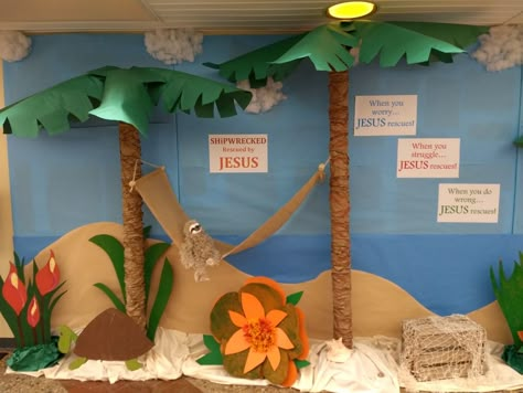 Luau Vbs Decorations, Beach Theme Classroom Decorations, Breaker Rock Beach Vbs Door Decoration, Breaker Rock Beach Vbs Decorations, Breaker Rock Beach Vbs 2024 Stage, Sandcastle Cove Vbs Decorations, Scuba Vbs Bible Adventures, Beach Theme Classroom, Summer Camp Themes