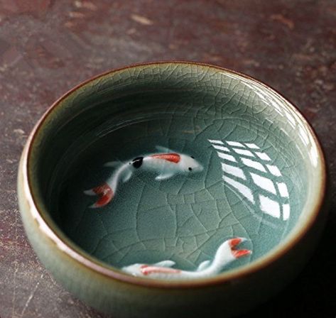 Koi Fish Mug, Koi Fish Ceramics, Anime Ceramics Ideas, Koi Fish Pottery, Ceramic Art Ideas Creative, Pottery Cute, Fish Pottery, Fish Ceramic, Chinese Kung Fu