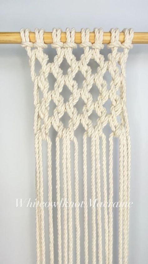 Macrame Free Patterns, Simple Tie Knot, Simpul Makrame, Pola Macrame, Macrame Wall Hanging Tutorial, Free Macrame Patterns, Macrame Plant Hanger Tutorial, Macrame Plant Hanger Patterns, Macrame Knots Tutorial