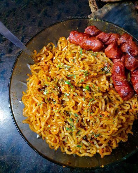 Spicy Ramen❤️ . Ramen lovers hit like🤤 . . . For more @thejauntyfoodie . . #ramen #rameon #ramennoodles #ramenlover #spicy #spice #thebest #thejauntyfoodie #foodstyling #foodstagram #foodblogger #foodies #foodphotographer #foodphotography #bloggerstyle #foodstagram #kathmandu #kathmandunepal #damidamidami #rameyon #photooftheday #picoftheday #pi̇ctureoftheday #todaytoday #today #rbb #celebration #sausage #newyear2023 #firstpostof2023 #firstpostoftheyear Keto Fast Food Options, Keto Fast Food, Hawaiian Roll, Salty Food, Spicy Ramen, Foods To Make, Healthy Food Dishes, Food Therapy, Food Recepie