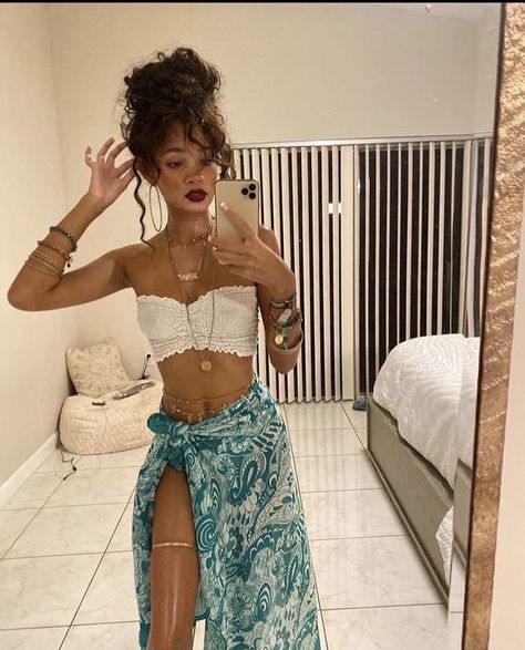 Missguided Outfit, Pool Party Outfits, Concert Dresses, Island Outfit, Mode Hippie, Earthy Outfits, Estilo Hippie, Pool Hairstyles, Mode Inspo