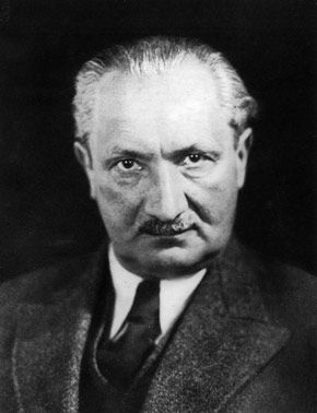 Heidegger Quotes, Martin Heidegger, Literary Theory, Nobel Prize Winners, Knowledge Quiz, Literary Analysis, Wise People, People Of Interest, Nobel Peace Prize