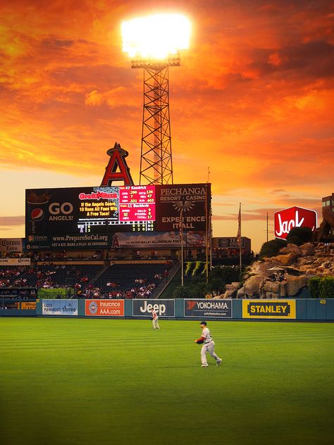 Red Sox at Angel's Stadium - Ellsbury & Kalish La Angels Baseball, Angels Stadium, Usa Aesthetic, Mlb Stadium, Los Angeles Wallpaper, Stadium Wallpaper, Baseball Wallpaper, Angel Stadium, Mlb Stadiums