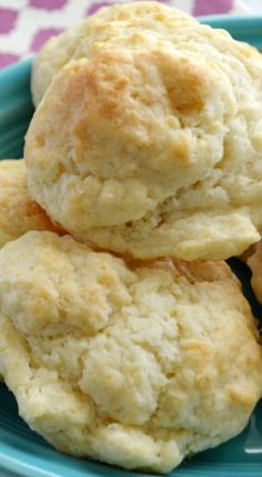 Homemade Drop Biscuits Homemade Drop Biscuits, Easy Drop Biscuits, Drop Biscuits Recipe, Biscuits Homemade, Homemade Biscuits Recipe, Biscuit Bread, Drop Biscuits, Homemade Biscuits, Bread Recipes Homemade