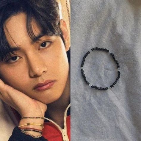 Kim Taehyung's accessory insipired- Black stretchable bracelet | Unisexual Bts Bracelet, Bts Style, Pop Jewelry, Braided Bracelet Diy, Diy Beaded Rings, Pretty Jewelry Necklaces, Bracelets Handmade Diy, Diy Jewelry Unique, Indie Jewelry