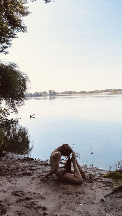 I can touch my head with my feet! :} #yoga #yogapose #yogalife #kingcobra #kingcobrapose #rajabhujangasana #loveandalliscoming #flexibility #backbend King Cobra Pose, Feet Yoga, Cobra Pose, King Cobra, Yoga Life, Body And Soul, Yoga Poses, I Can, Yoga