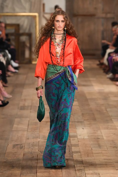 Silk Wide Leg Pants, Mode Hippie, Moda Paris, Ralph Lauren Style, Ralph Lauren Collection, Spring Summer 2024, Estilo Boho, Spring 2024, Silk Shirt