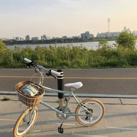 Asphodel Meadows, Aesthetic Bicycle, Aesthetic Bikes, Bikes Aesthetic, Biking Aesthetic, Bicycle Aesthetic, Aesthetic Bike, Bike Aesthetic, Korean Aesthetic