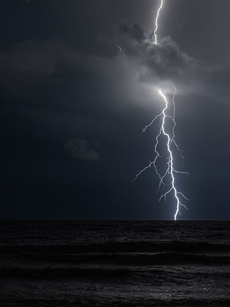 Lightning Images, Pictures Of Lightning, Leafless Tree, Lightning Storms, Mountains At Night, Acoustic Guitar Photography, Lightning Cloud, Free Sky, Guitar Photography