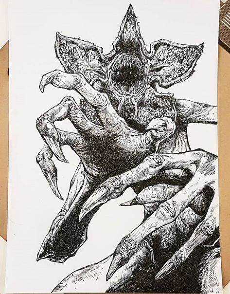 Stranger Things Monster Drawing, A Drawing A Day, Demon Gorgon Stranger Things, Demagorgan Drawings, Stranger Things Demogorgon Drawing, Demogorgon Sketch, Demogorgon Fanart, Stranger Things Dibujo, Demodog Stranger Things