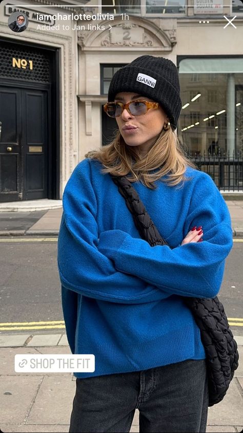 Blue Sweater Outfit Winter, Oversized Blue Sweater For Fall, Blue Knit Sweater Outfit, Oversized Blue Knit Sweater, Blue Fall Streetwear Sweater, Oversized Chic Blue Sweater, Blue Oversized Chunky Knit Sweater, Blue Sweater Outfit, Knit Sweater Outfit