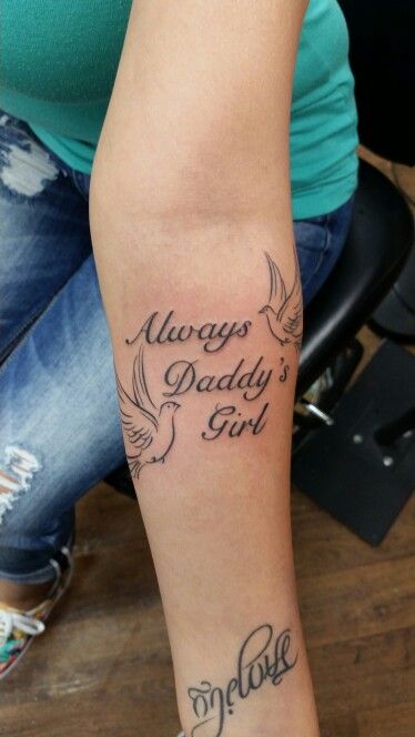 My Dads Keeper Tattoos, Father Tattoos For Daughters, Tattoo Ideas For Father Passing, Tattoo Ideas For Your Dad, Tattoo For Dad Passing For Daughter, Small Memorial Tattoos Dad, Tattoos For My Dad, Dad Tribute Tattoos, Tattoos For Dads With Daughters