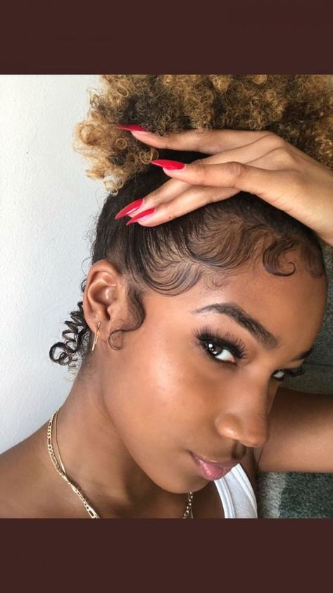 Laid Edges, Curly Hair Photos, Edges Hair, Hair Laid, Baddie Hairstyles, Braids For Black Hair, Hair Photo, Grunge Hair, Baby Hair