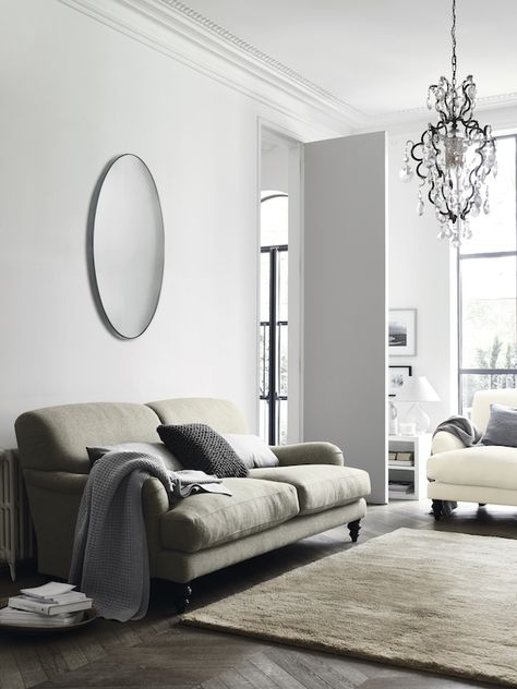 6 tips to get The White Company look in your home White Company Home, The White Company Dining Room, White Company Living Room, White Lounge Ideas, White Company Bedroom, Dark Gray Sofa, Grey Lounge, Cottage Living Rooms, Cosy Living Room