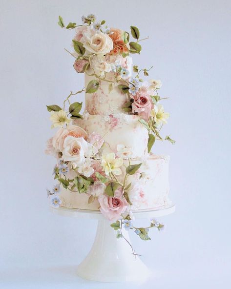 Sugar Flower Wedding Cake, Sugar Flowers Cake, Garden Theme Wedding, Floral Wedding Cake, Gorgeous Wedding Cake, Naked Cakes, Pittsburgh Wedding, Engagement Cakes