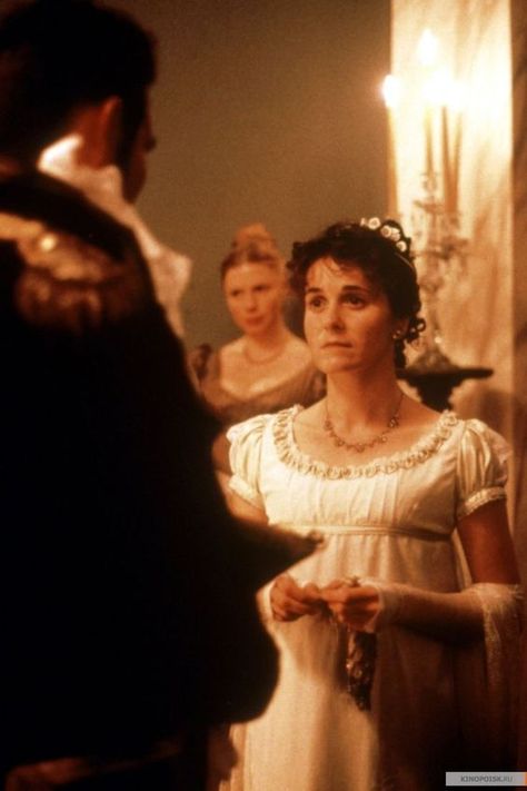 Anne Elliot in Persuasion (1995) Persuasion Aesthetic, Anne Elliot, Jane Austen Book Club, Jane Austen Movies, Ciaran Hinds, Naval Officer, Persuasion Jane Austen, Lizzie Bennet, Jane Austen Novels