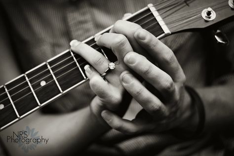 Guitar Wedding, Couples Music, Dr Hook, Wedding Musicians, Pre Wedding Shoot Ideas, Guitar Photos, Guitar Photography, Engagement Pictures Poses, Engagement Announcement