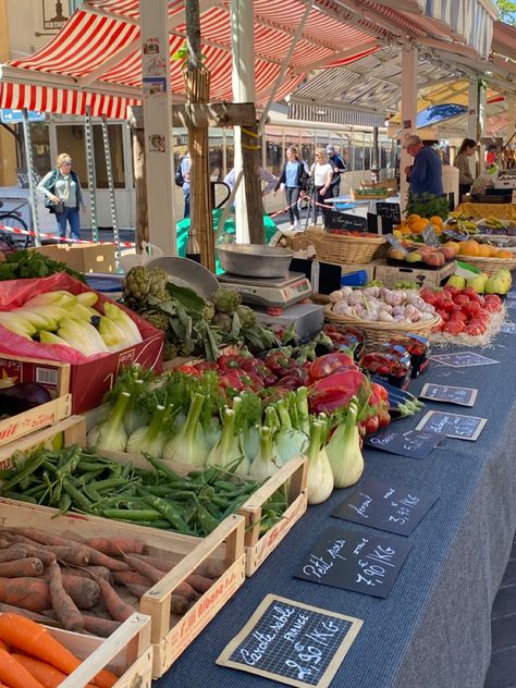 South of France, farmers market, vegetables aesthetic, food market, fresh veggies, South Of France Summer Aesthetic, French Riviera Food, French Market Aesthetic, Cote D’azur Aesthetic, Food Market Aesthetic, South France Aesthetic, Desert Kingdom, South Of France Aesthetic, France Food