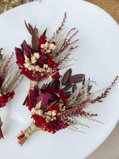 Rustic Flower Bouquets Wedding, Wedding Diy Bouquet, Dried Flowers Accessories, Red Dried Flower Bouquet, Burgundy Dried Flower Bouquet, Dried Boutonniere, Dry Flower Wedding Decor, Dried Flower Boutonniere, Burgundy Boutonniere