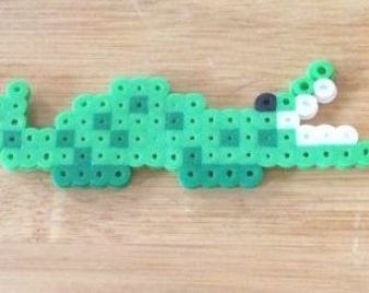 Perler Bead Animals, Nanny Crafts, Perler Bead Keychain, Bead Artwork, Bead Lizard, Perler Bead Designs, Melty Bead Designs, Bead Templates, Melt Beads Patterns