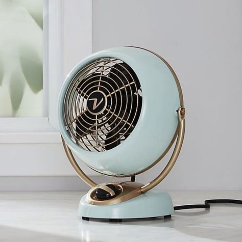 Fan Aesthetic, Smart Air Conditioner, Seafoam Green Color, Best Humidifier, Air Conditioning Repair, Retro Fan, Plywood Furniture, Decor Guide, Retro Wallpaper