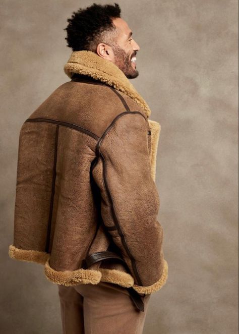 Sherling Coat, Mens Shearling Coat, Mens Wool Coats, Sheepskin Throw, Stylish Men Casual, Cowboy Outfits, Heavy Coat, Sheepskin Coat, Mens Fashion Fall