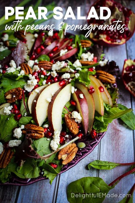 Christmas Salad With Pears, Christmas Pear Salad, Salad With Pears And Goat Cheese, Pear And Apple Salad, Apple Pear Salad Recipe, Pear Side Dish, Salad Recipes With Pears, Winter Salads For Parties, Winter Pear Salad