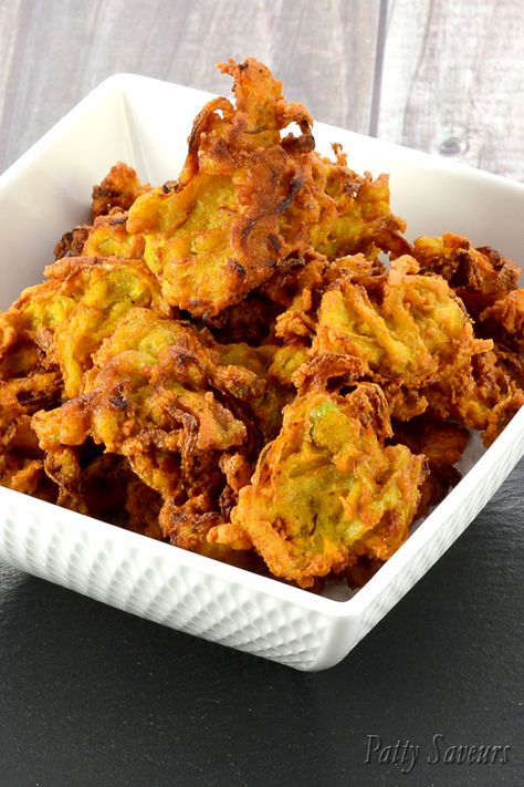 Onion Fritters Recipe, Onion Pakora Recipe, Onion Fritters, Deep Fried Recipes, Pakora Recipe, Healthy Eating Meal Plan, Pakora Recipes, Fritters Recipe, Healthy Appetizer Recipes