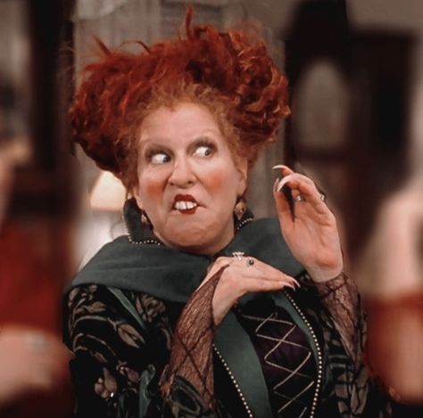 Winnifred Sanderson, Scary Godmother, Hocus Pocus 1993, Hocus Pocus Movie, Mary Sanderson, Sarah Sanderson, Winifred Sanderson, Tim Burton Films, Spooky Movies