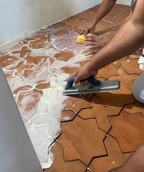 Modern Spanish Tile Floor, Southwestern Tile Floors, White Saltillo Tile, Hacienda Style Flooring, Hacienda Tile Floor, Italian Style Flooring, Spanish Tile Floor Bathroom, Aloe Tile Bathroom, Southwestern Style Bathroom